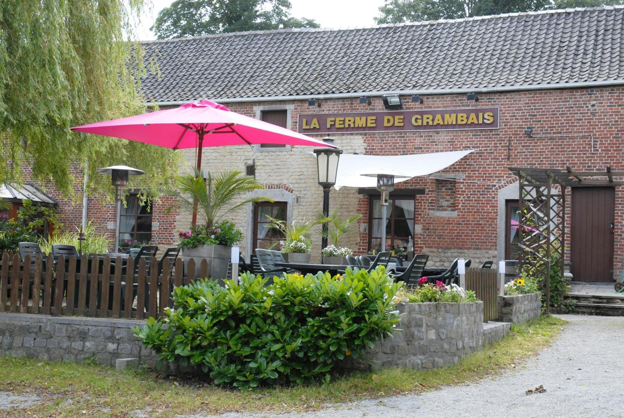 Hotel Restaurant La Ferme De Grambais Nivelles Exterior foto