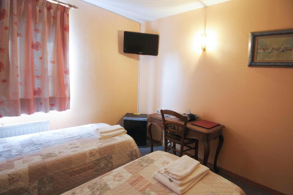 Hotel Restaurant La Ferme De Grambais Nivelles Cameră foto